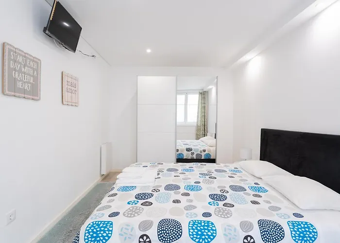 Semesterbostad Luizinho House